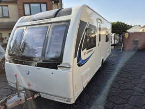 Luanr  Clubman  SE